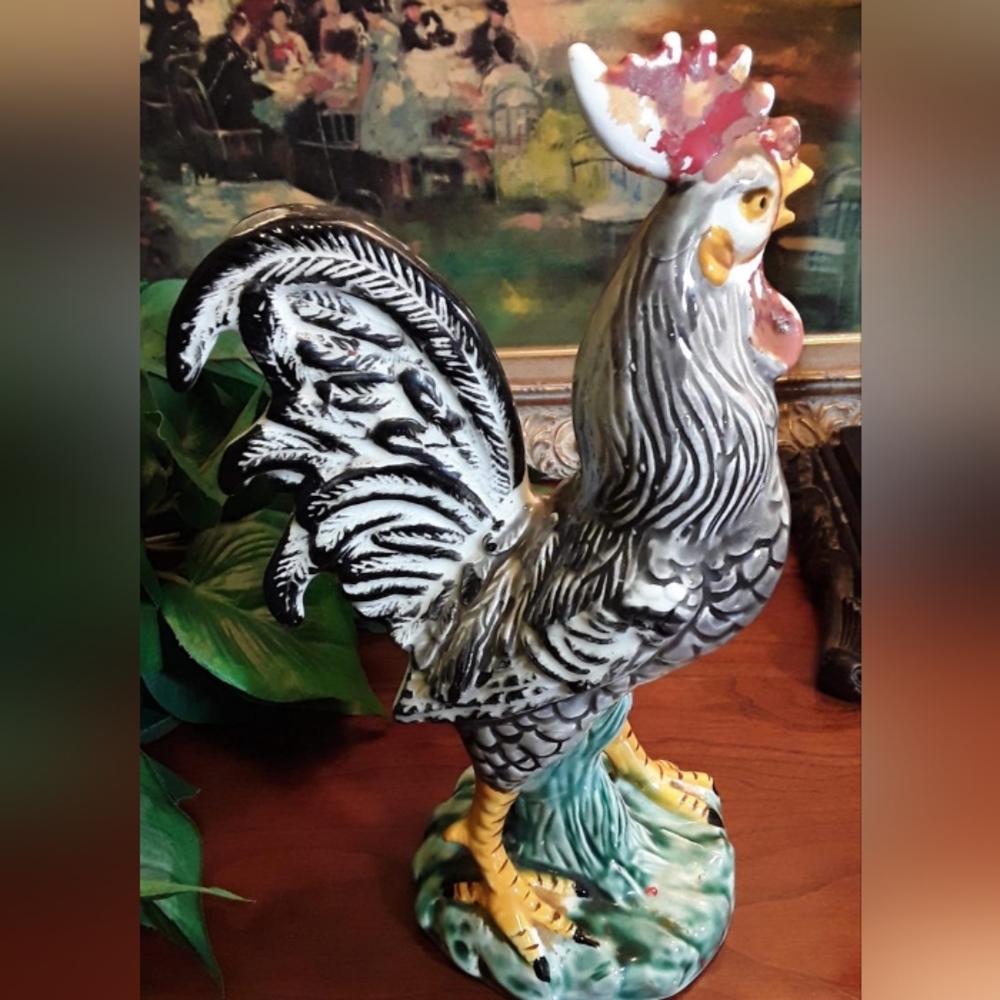 Rooster Statue Vintage Rare chippy Farmhouse ceramic Style
